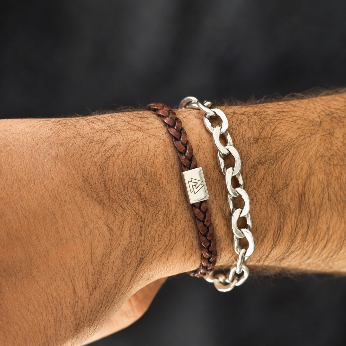 Pulsera de cuero con anilla rectangular en plata 925 - Imagen 3